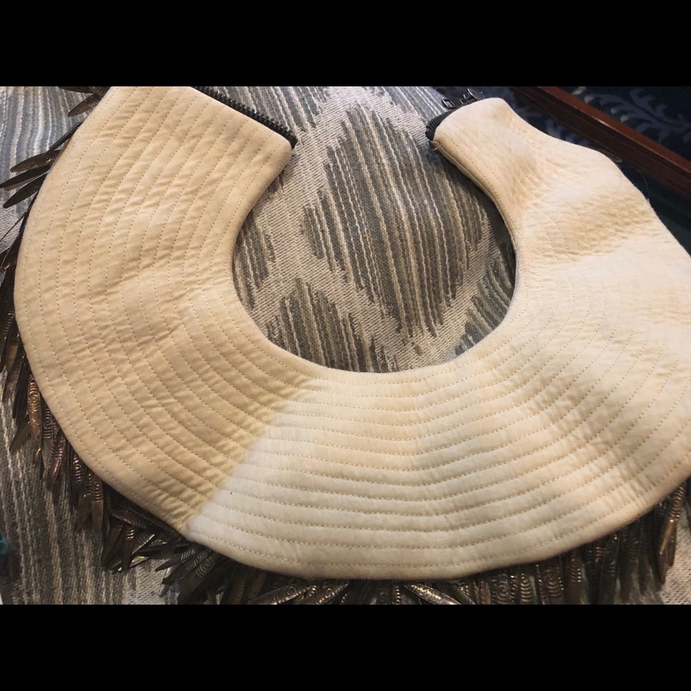 Magnificent Statement Collar - image 3